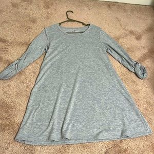 Grey short dress with rolled sleeves